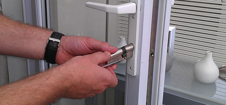Commercial Door Lock Repair in East Hemet